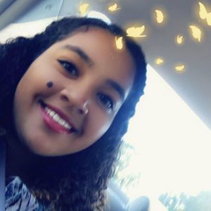 Meet your Posher, Raegan